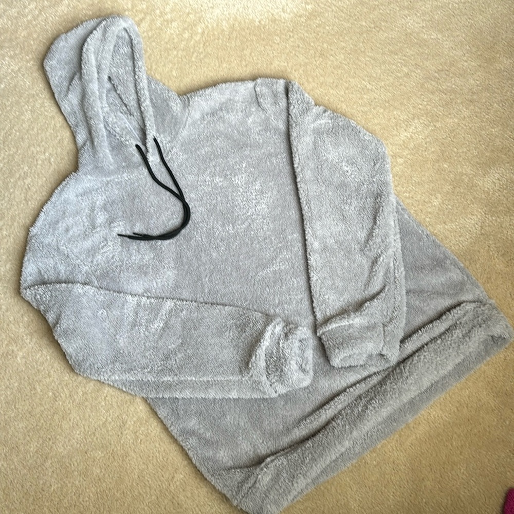 NWOT Fleeced Hoodie For Men in Gray